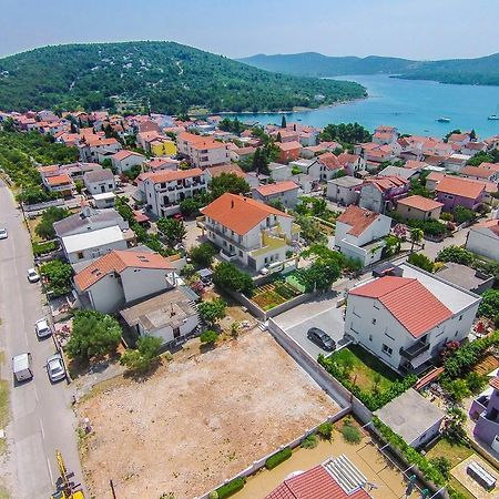 פירובאץ Apartments Zoran מראה חיצוני תמונה