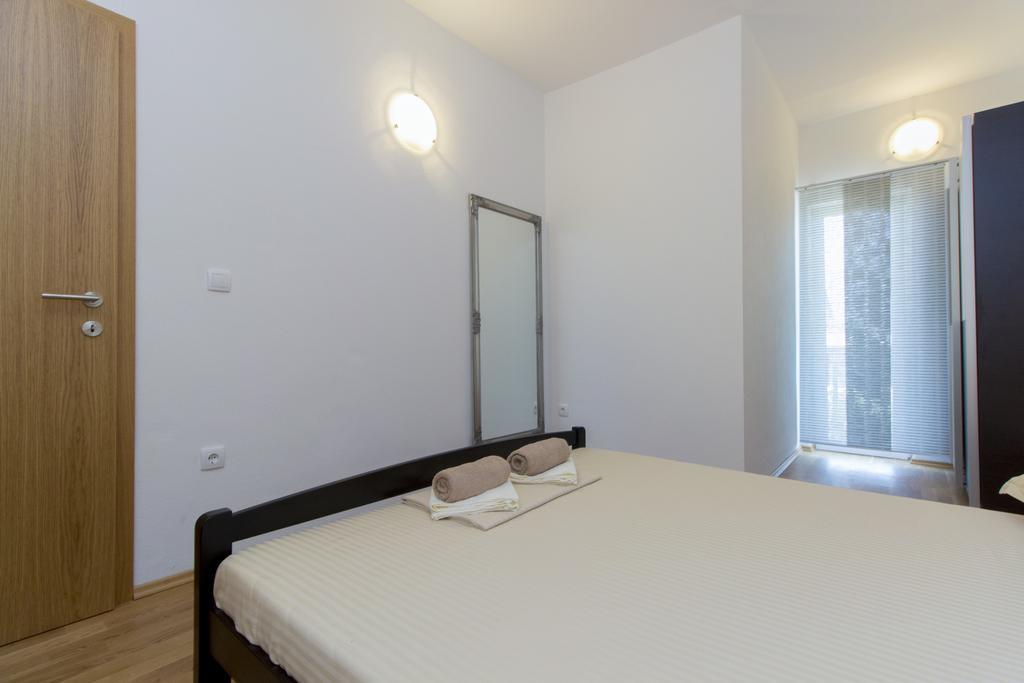 פירובאץ Apartments Zoran מראה חיצוני תמונה
